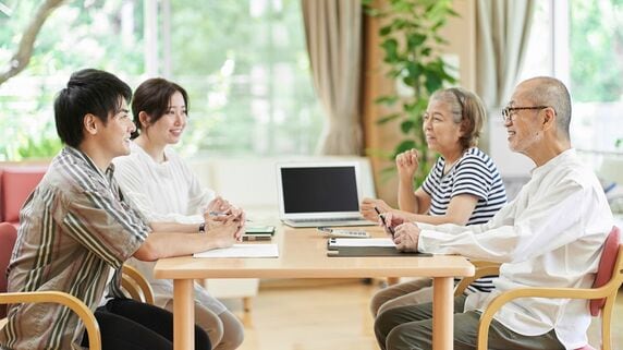 「お金の不安」が招く親族間の揉めごと…日々の資産形成が、結果的に相続トラブル防止につながる理由【CFPが解説】