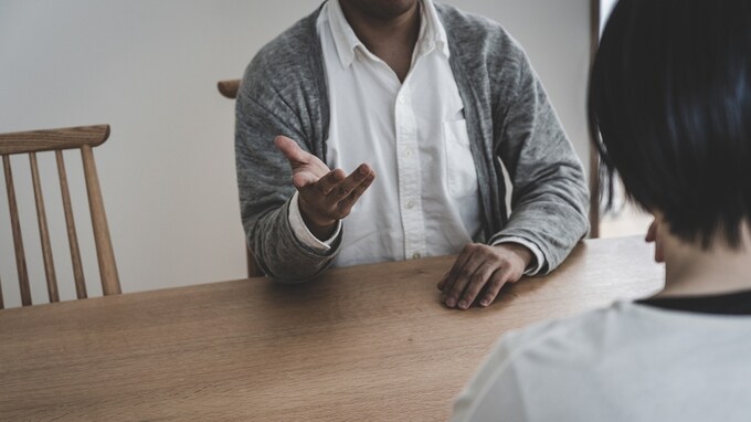 俺たちは1LDKのマンションへ、この戸建ては母と妹家族に…資産家父から「物件2つ」相続した30代女性、夫が勝手に描く「まさかの活用プラン」に絶句