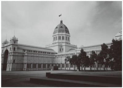 様々な建築様式を取り入れた王立博覧会ビル