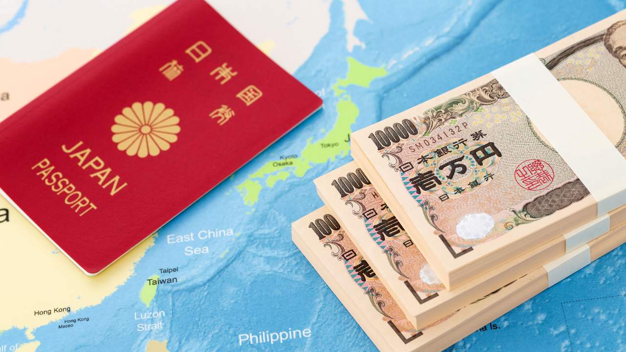 「日本円の価値は下がりすぎた」ハードルの上がる海外旅行…日本人が取れる「対策」とは？