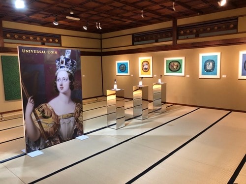 フォーエバー現代美術館×UNIVERSAL COIN特別展
出典：株式会社ユニバーサルコインズ提供資料