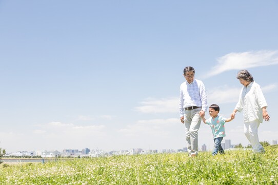 年金月23万円では足りない…年収800万円の58歳・サラリーマン「30代の妻と結婚＋子の誕生」で老後プラン崩壊。残された選択肢は【CFPの助言】