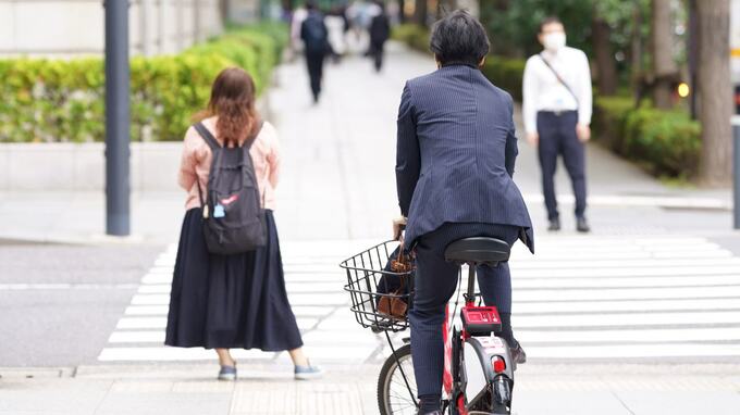 平均年収「458万円」だが…「もっと少ない」「物価高で贅沢できない」日本人の辛い現実