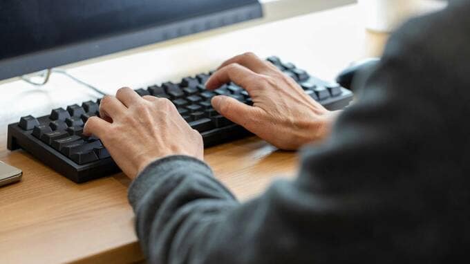 どう考えても足りない年金「死ぬまで就労」という絶望の未来図