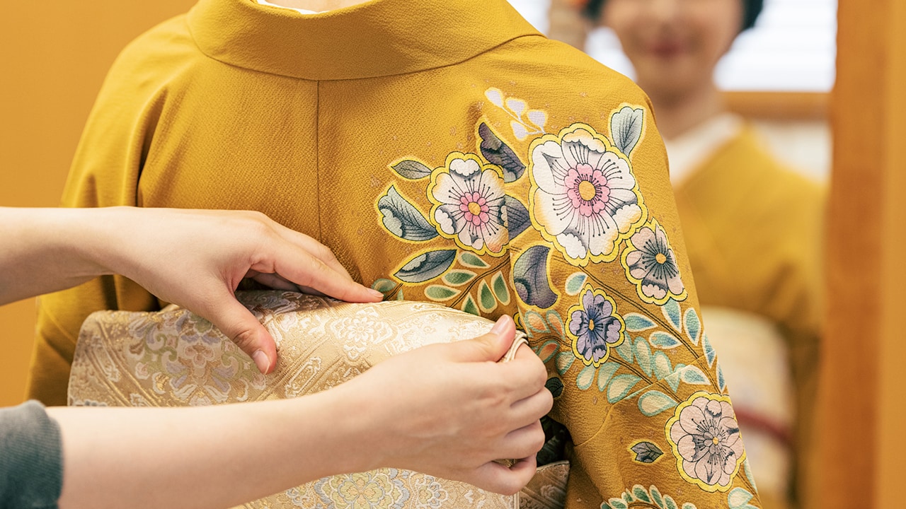 「振袖貸してよ！」スーツケースに続き、娘の成人式まで…〈世帯年収1,400万円〉なのに人のモノを借りようとする50歳義姉。45歳女性が「もう貸さない」と決めたワケ