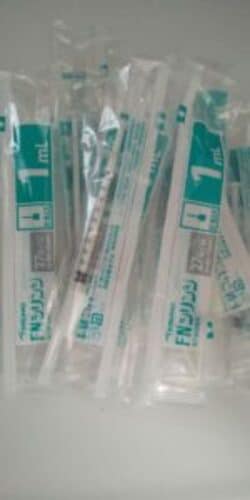 使い捨て注射器