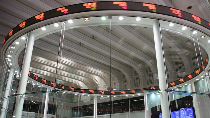 「指数」と「銘柄」の違い…偽者どうしの対決