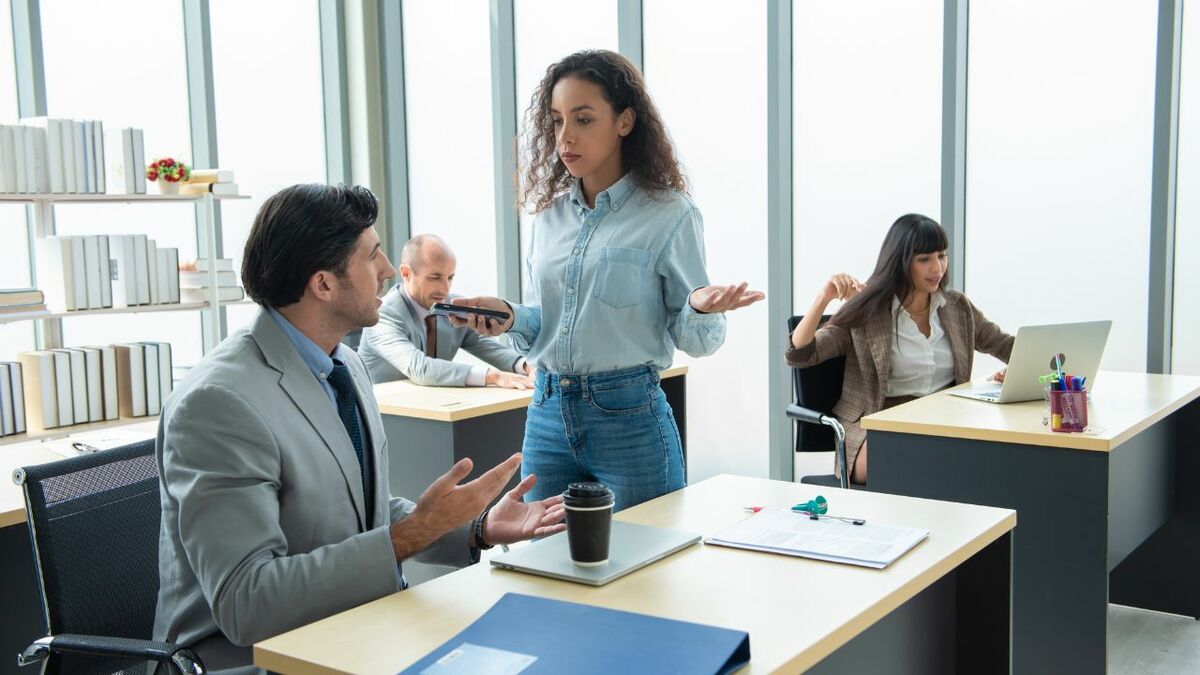 日本の弁護士の数は4万人、アメリカは133万人…訴訟文化が根付く