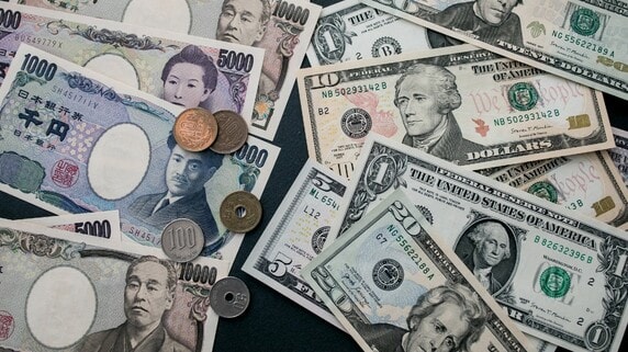 “高市政権”発足から続く〈円安トレンド〉…「日米協調介入」への警戒感で一段落の可能性？【今週の予想レンジは〈153～158円〉】