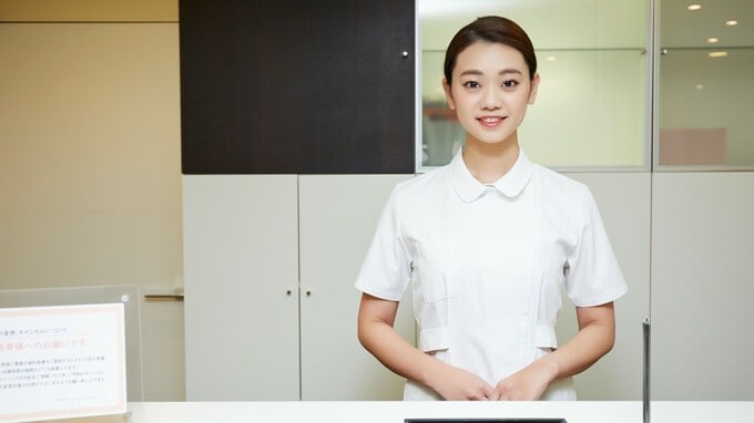 元客室乗務員のマナー講師が伝授「受付スタッフと共有したい」集患に繋がるクリニックのマナー