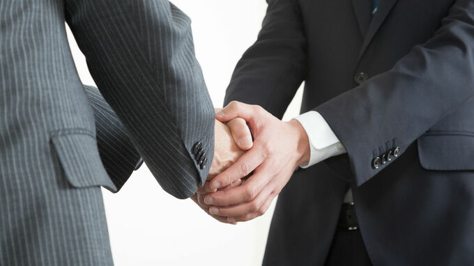 成長戦略「自由度高まる」シャープ2000億円増資 鴻海と連携　有言実行に期待