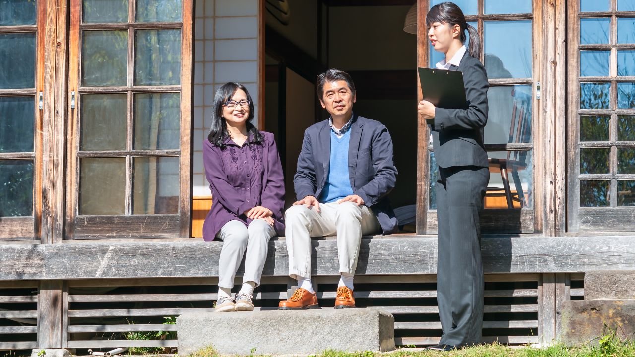 「田舎に住みたいと言ったじゃないか…」胸を高鳴らせて5年準備した地方移住・引っ越しの日、大手メーカーを定年退職した65歳夫は激怒。大自然のなかでスローライフを望んだ60歳妻が「ドタキャン」したワケ