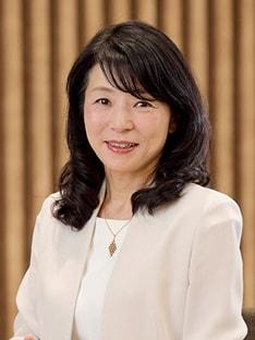 井口 麻里子