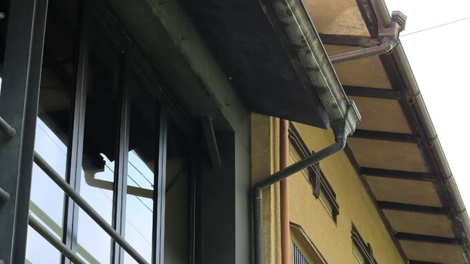 年金月24万円・自宅売却益2,000万円の72歳夫婦が「海辺のスローライフ」を始めて1年半→訪ねた娘が驚いた〈生活の実態〉