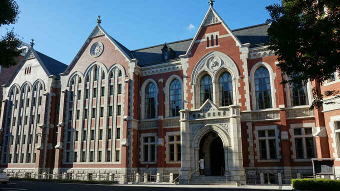 早稲田と慶應、どっちが勝った？「大学院費用」の高すぎる実態