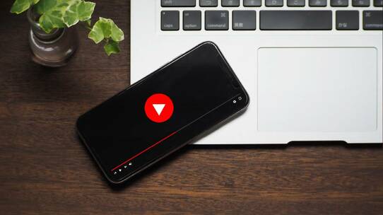 なぜ「YouTube人気動画のサムネイル」は人を惹きつけるのか?