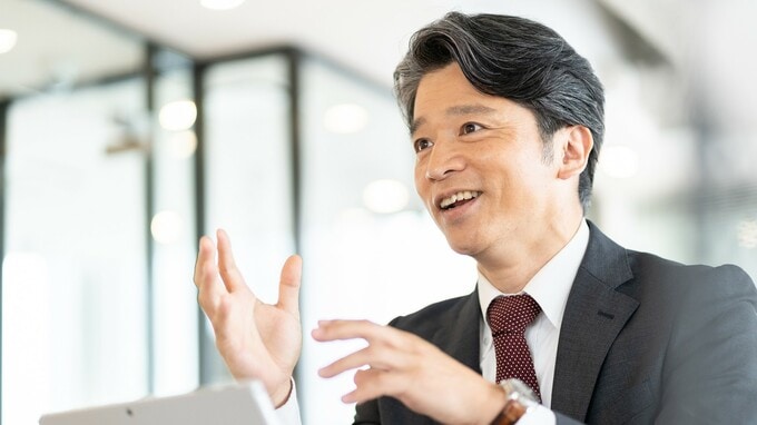 効果は抜群…。強いカリスマ性を持つ人々は「名前呼び」で相手を“圧倒的に惹きつける”【イェール大学経営大学院助教が解説】