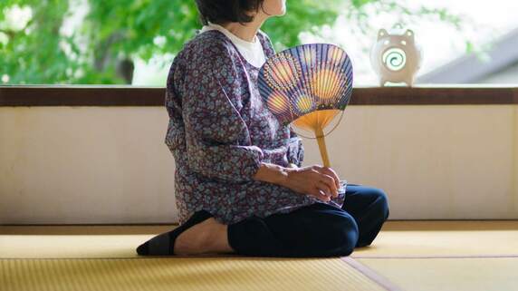 「夫は毎日楽しそう。でも私は…」〈年金月21万円・貯蓄1,800万円〉70歳夫婦、古民家へ移住。半年後、妻が娘にだけ明かした“後悔”