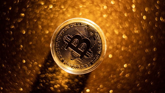 「金（Gold）」にはない美術的価値と“二度と作られない”希少性…金融ショックに強い〈アンティーク・コイン〉という実物資産の魅力【コイン収集歴50年のFPが解説】