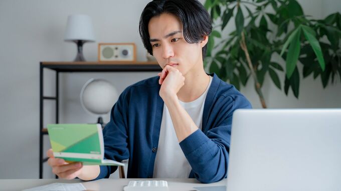 「食事は自炊・外出せず家で動画・服はフリマアプリ」…コロナ禍で若者が身につけた“守りの生活”を、定年後の60代こそ見習うべき理由【作家・佐藤優氏の助言】