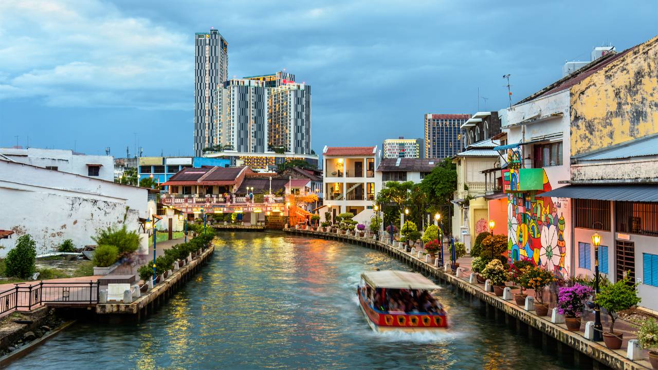 マレーシア経済:21年10-12月期の成長率は前年同期比+3.6%~感染改善に伴う活動制限の緩和により再びプラス成長に回復