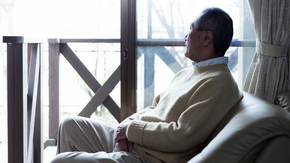 「何もしない贅沢」を楽しんでいたはずが…年金15万円・貯金3,000万円の元サラリーマンが〈老後うつと資金枯渇〉に悩まされたワケ