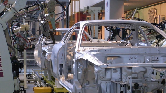 トヨタ自動車の米国拠点の移転が及ぼす影響とは?