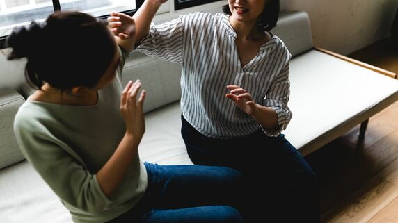 「なんで私ばっかりが犠牲に…」親の介護を巡り不満爆発。きょうだいでモメないためにするべきこと【介護ジャーナリストが解説】 