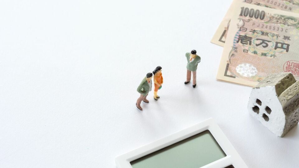 定年後、月50万円が足りなくなる？  年収3,000万円世帯が「公的年金」だけでは補えない収支ギャップの実態と選択肢