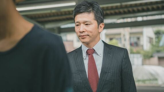 「結婚15年目、妻は静かに去った」…株高の波に乗り〈資産1.2億円〉でFIREした妻。満員電車に揺られる47歳会社員夫を襲った「強烈な劣等感」の代償