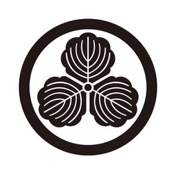 孝元天皇の流れをくむ高橋姓で用いられることの多い「三つ柏」