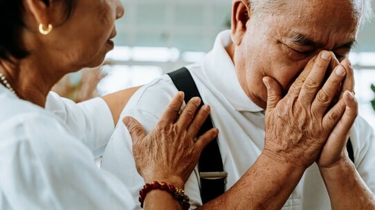 「まさかあの子が…」年金月24万円の75歳夫婦が泣いた夏休み。孫を連れて帰省した長男の“優しすぎる提案”の正体