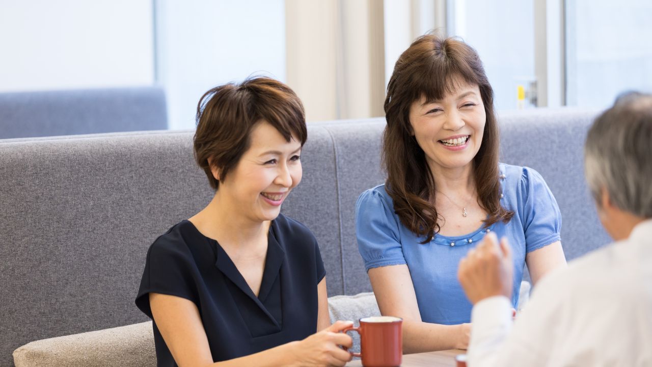 この家に俺の居場所なんてない…「年金月21万円」「退職金3,800万円」65歳の元エリート金融マン、透明人間と化す老後。「ファミレス」の片隅から聞こえてきた嘲笑に涙