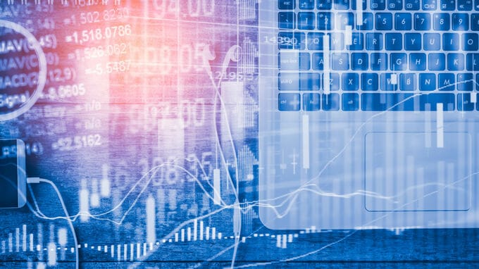 堅調な経済を背景に株式市場は回復基調