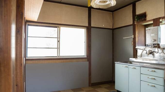 「ごはん、ちゃんと食べてる？」年金月7万円・72歳母の生活に不安を覚えた息子。帰省して見た〈信じがたい光景〉