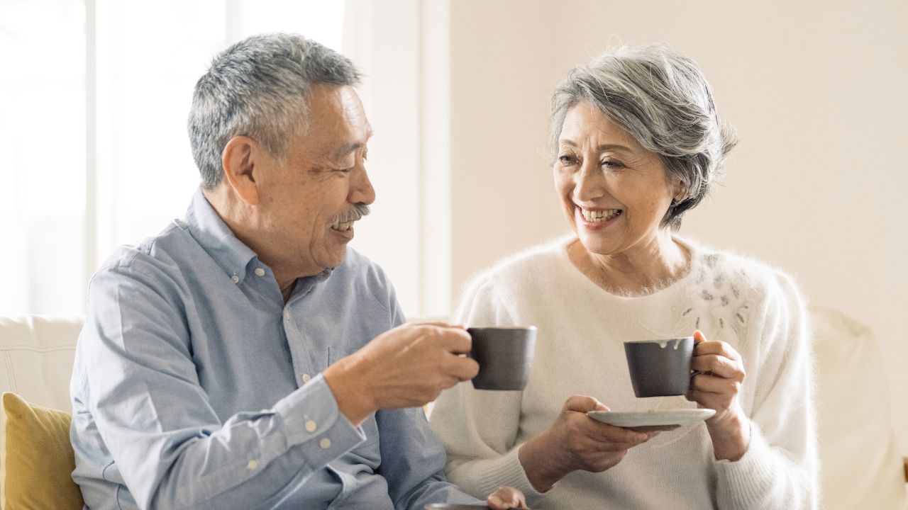 もう、限界です…〈月収45万円〉48歳娘、〈年金7万円〉75歳母に告げた別離。初めて実家を出るしかなかった地獄の日々