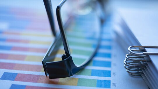 どちらが有利?「小規模企業共済」と「確定拠出年金」を比較