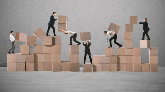 飲食店のM&A、「戦略的売却」が6割で過去最高に達した理由