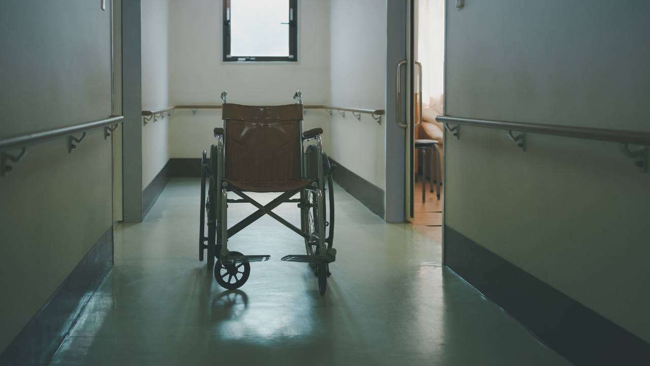 事故で障害が残り…「高度障害保険金」は課税されるのか?