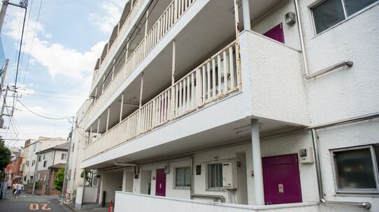 「あんなに快適だったのに」月収18万円・友達ゼロの54歳パート社員、物も人間もお金も削った“ミニマリスト生活”をやめたワケ