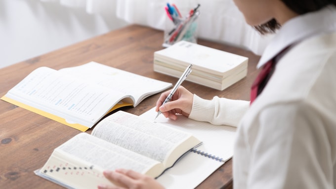 医学部入試は応用力が合否を分ける！応用問題を解くときに必須の2つの知識とは？【カリスマ講師が解説】