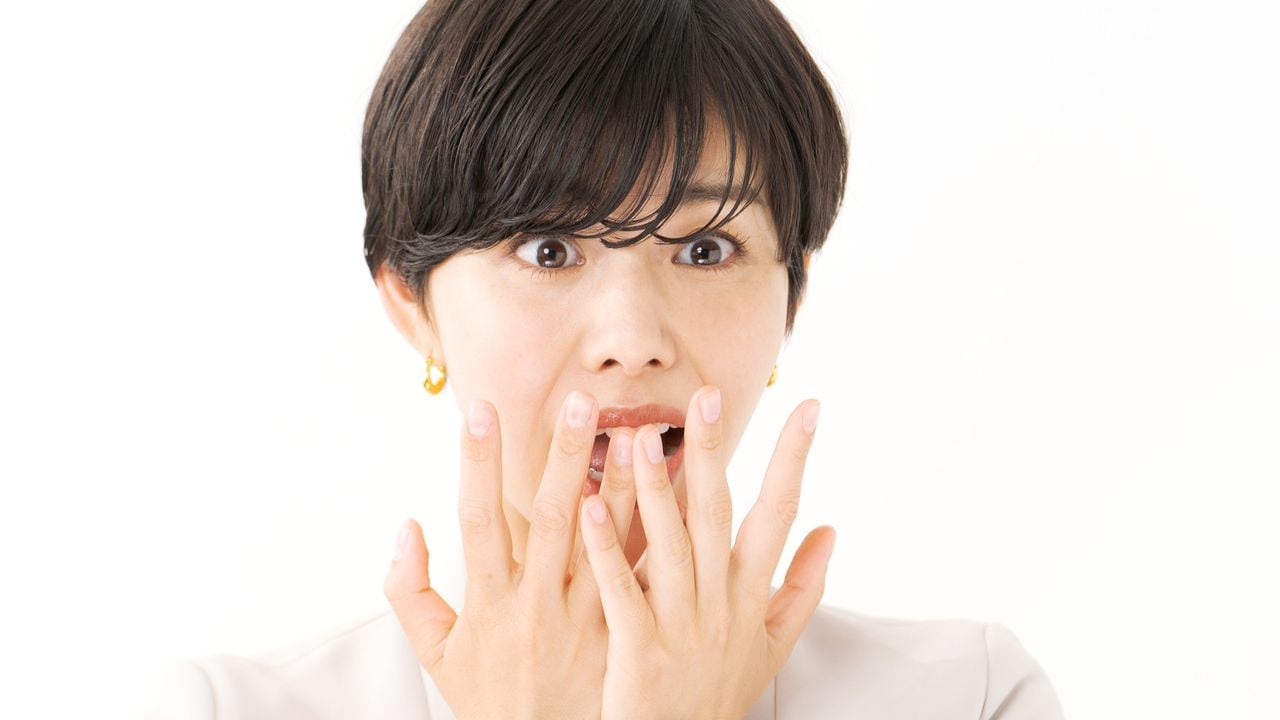 「もうカードは使わないで！」〈年金月16万円〉72歳母、スマホの“ポチポチ買い”で部屋はダンボールの山…月額課金の罠に青ざめた46歳娘の悲鳴