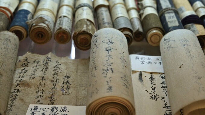 旧家のコレクションから見えてくる「ニセモノ」の地域性