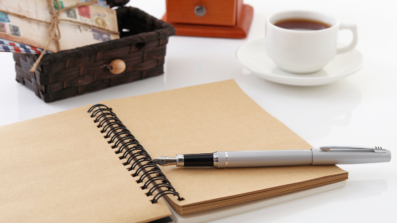 日記帳の一部に書き込まれていた遺言書は有効か?【司法書士が解説】