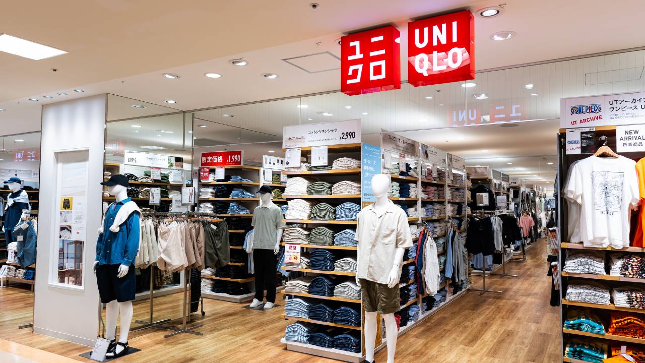 ミラノ五輪・スウェーデン代表の着用で話題の「ユニクロ」。もし1994年上場時に株式を買っていたら…驚きの評価額をFPが試算