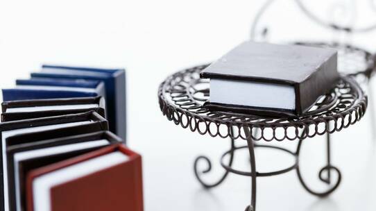 医師が解説…読書家を自称する人が、思いのほかボケやすい理由