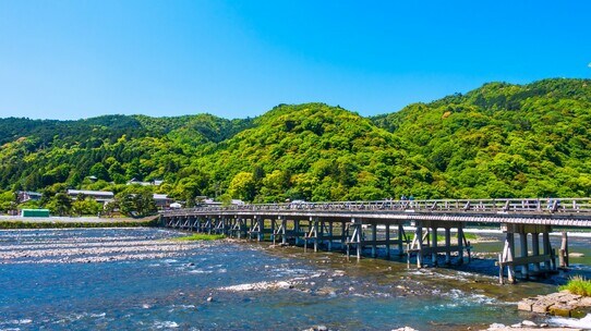 「なんや、あんた。あいそないな。ひとの話聞いてんのかいな」【本当は怖い京ことば】