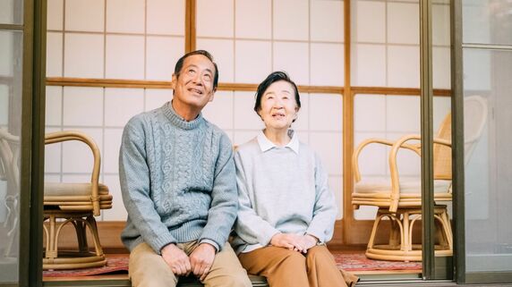 「お前は心配するな」と笑っていた……享年76歳・突然死した夫がひた隠しにしていた“秘密”。遺族年金月6.5万円の妻「涙が止まりません」の理由