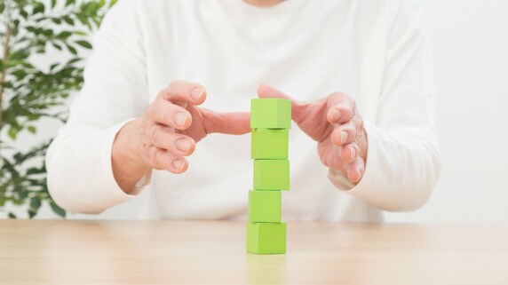 老後資金「月35.4万円」…年金期待できない今、持つべき資産