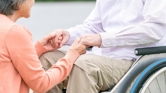 脳疾患で要介護の夫…「毎日お見舞い」の老妻が取った驚きの行動